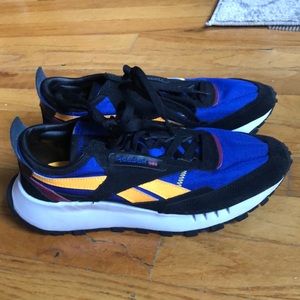 Reebok shoes. Sz 7 Men.